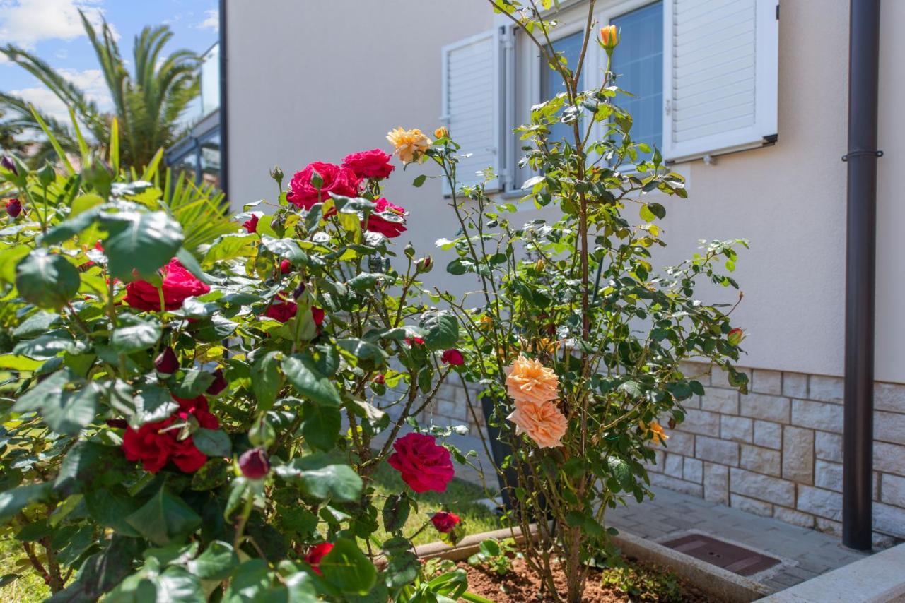 Summer House Pula Exterior foto