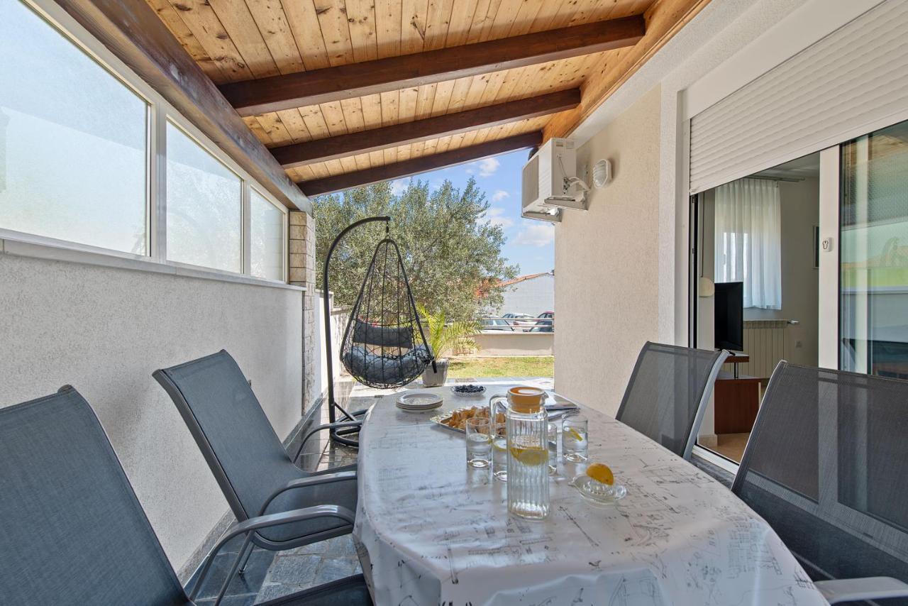 Summer House Pula Exterior foto