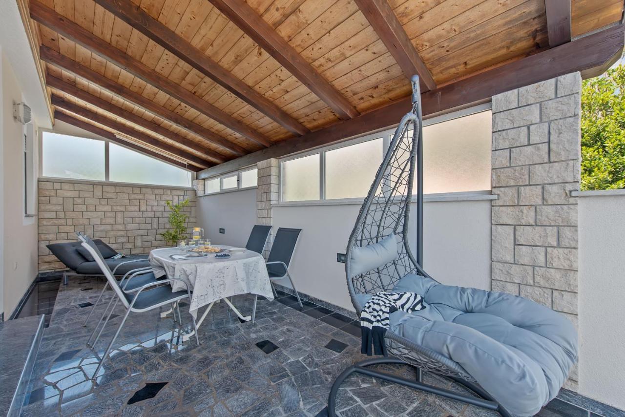 Summer House Pula Exterior foto